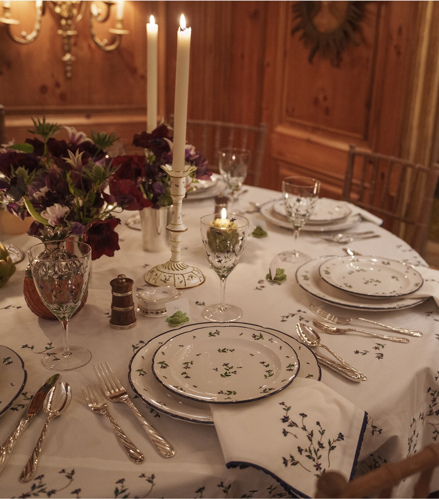 Jolie Fleur Square Tablecloth, 70"